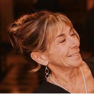 Meet your Posher, Linda